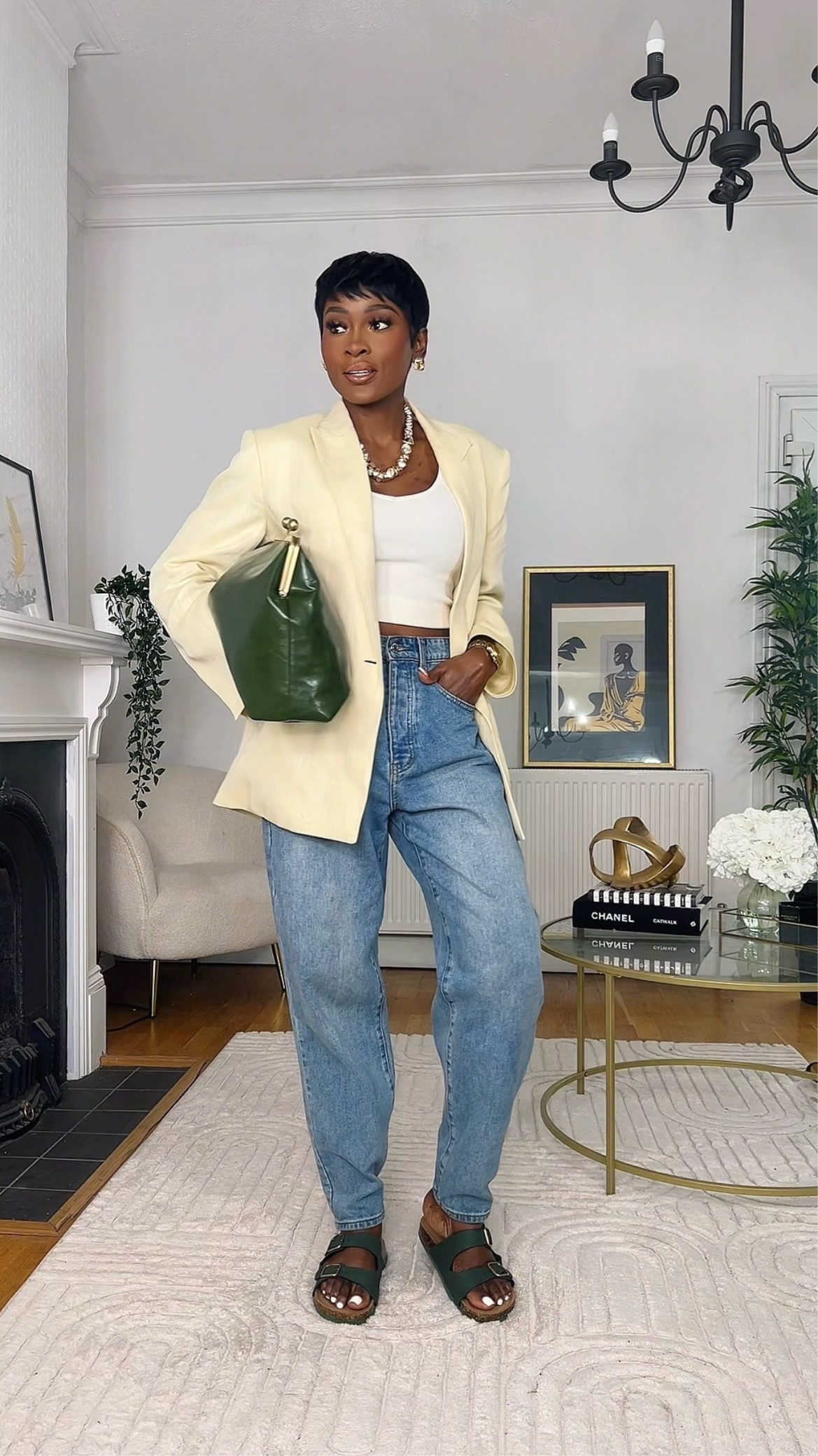 Styling a buttermilk yellow blazer 
#ltkspring #springoutfits #buttermilk