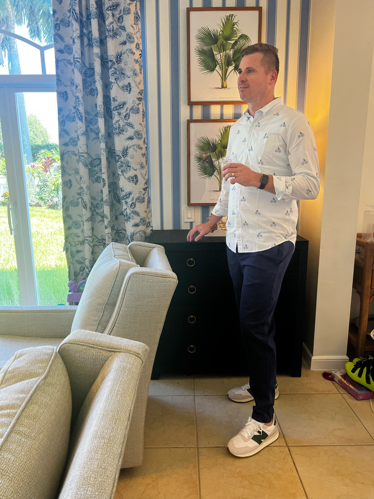 Mens fashion mens casual dress mens white sneakers 

#LTKhome #LTKunder100 #LTKstyletip