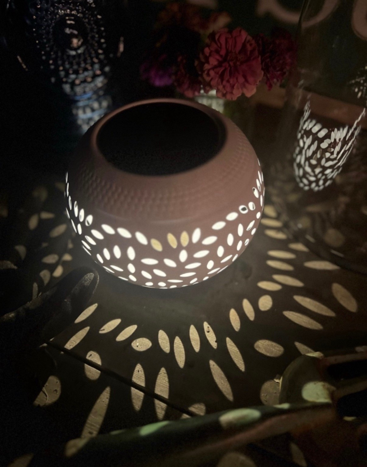 I’ve been really enjoying this solar lantern out in the garden! It picks up sunlight during the day and gives off the softest light once evening rolls in. Such a cozy little touch for the patio or porch, especially when you want to spend time outside after the sun goes down ✨


#LTKSpringSale #LTKSeasonal #LTKHome