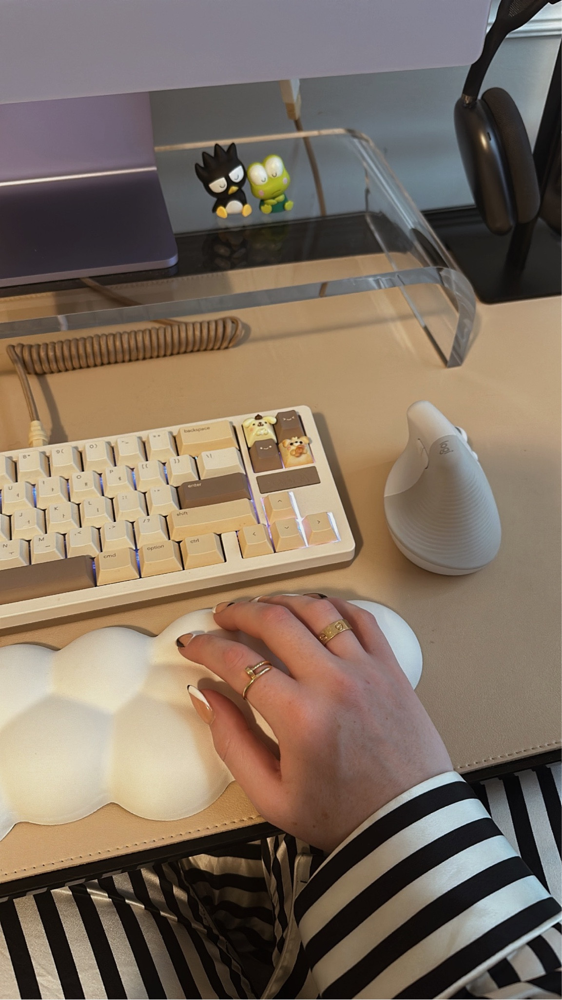 Very chill admin day

#LTKhome #LTKunder100