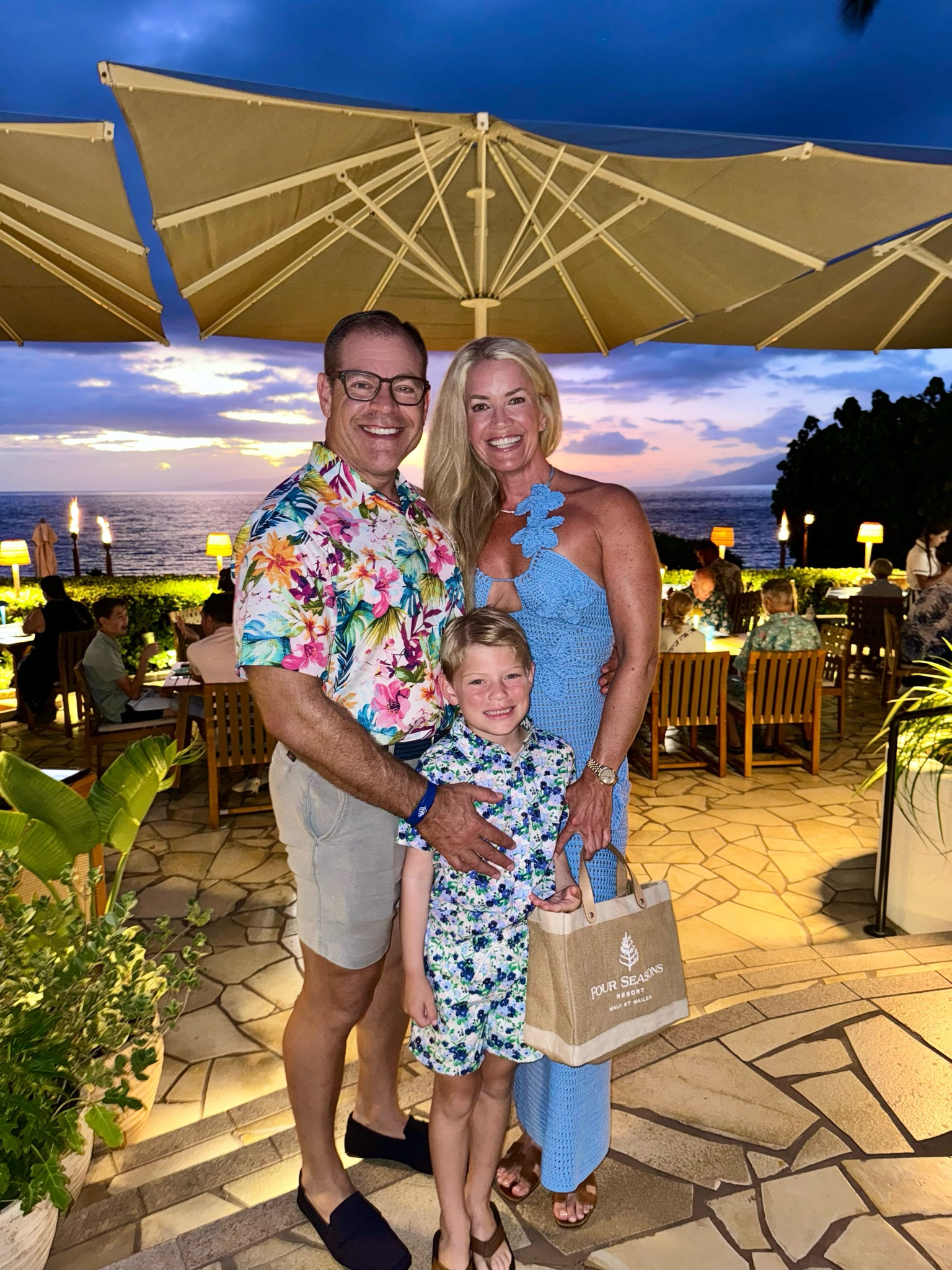 Hawaii, Hawaiian dinner, Family Hawaii outfits 

#LTKKids #LTKFamily #LTKSeasonal