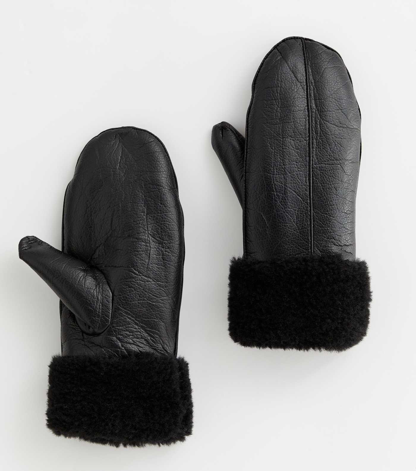 Black Leather-Look Faux Fur Trim Mittens | New Look | New Look (UK)