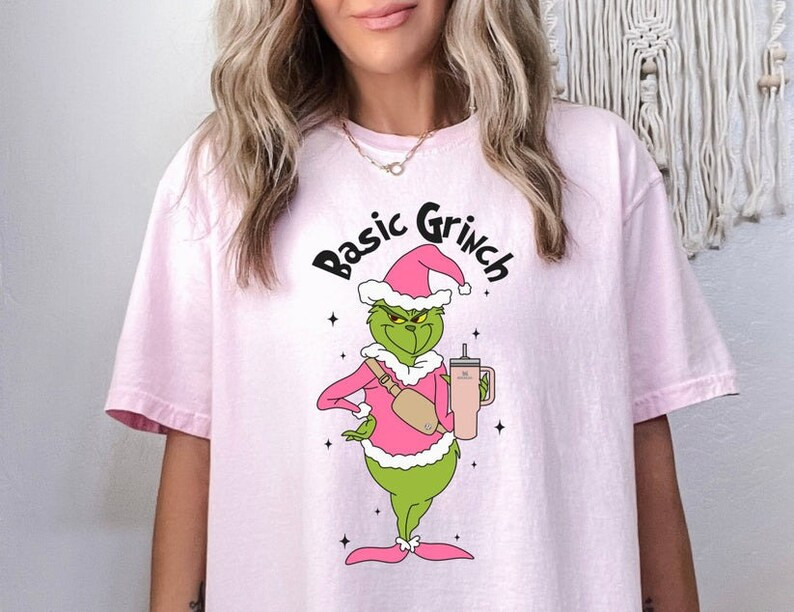 Comfort Colors Basic Grinch Pink T-shirt Retro Grinchmas - Etsy | Etsy (US)