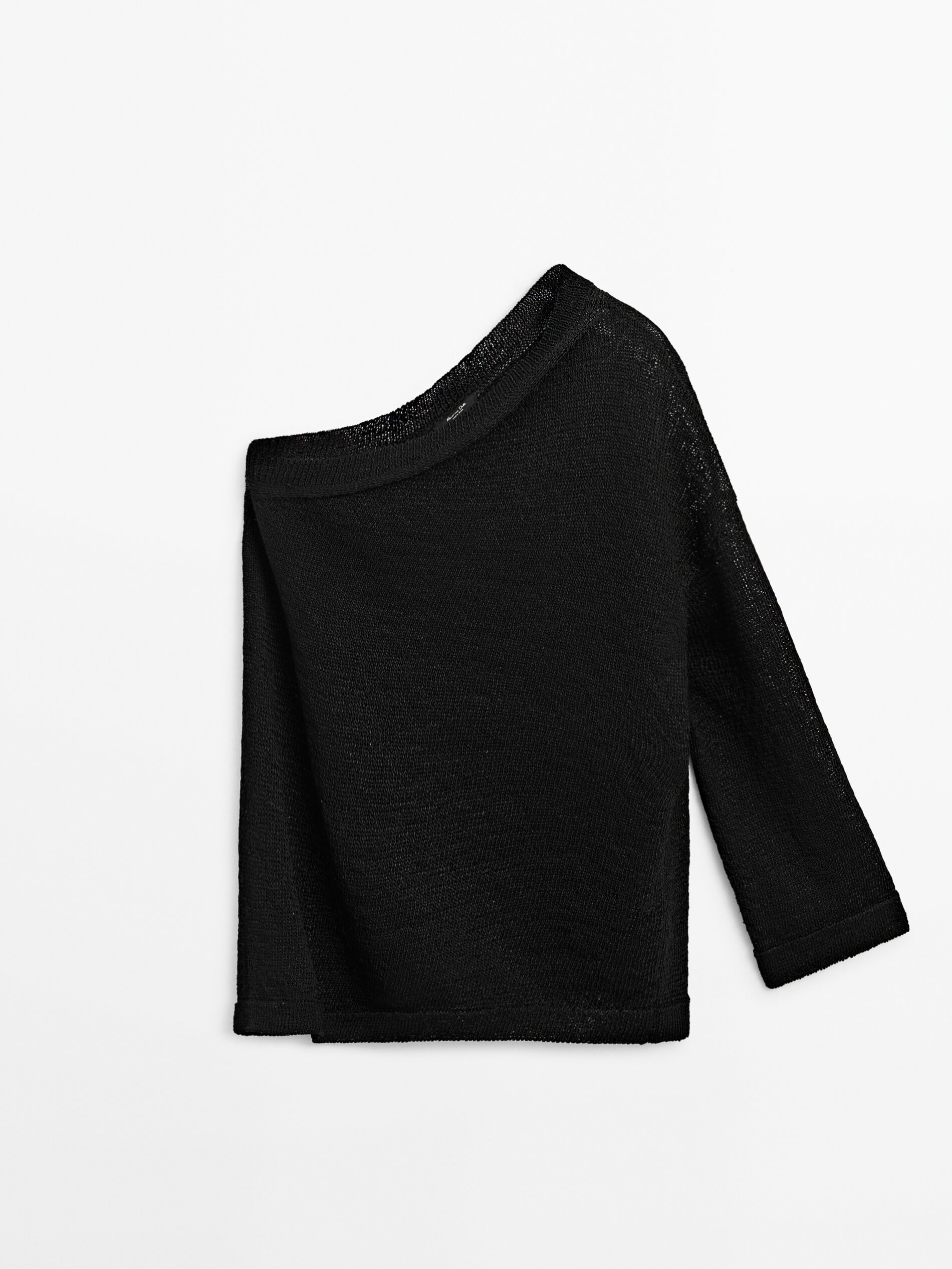 Off-the-shoulder asymmetric knit sweater | Massimo Dutti UK