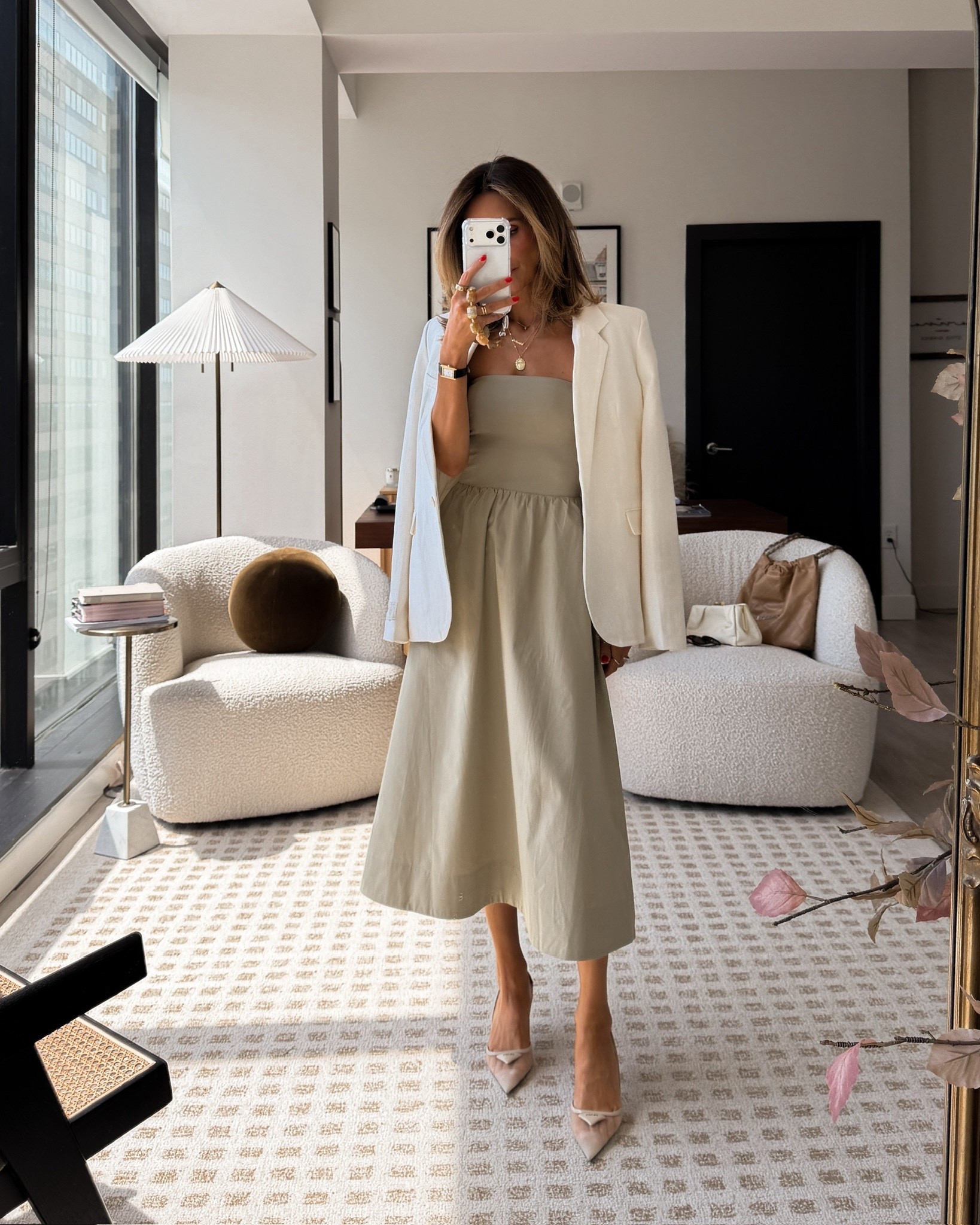 One of your most asked about pieces— and a best seller for a reason, this blazer is structured enough to elevate any outfit but still easy to wear on the day to day! Wearing a s and fits tts

#LTKootd #LTKSeasonal #LTKMothersDay