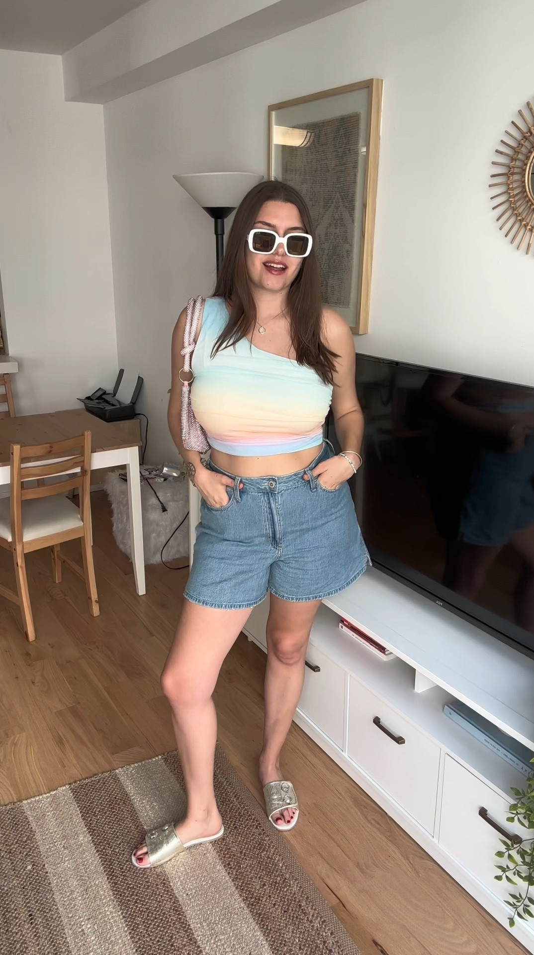 Cute summer denim short outfit 🤭🌈 wearing a size M on top and size 12 on the shorts 💜

#LTKMidsize #LTKStyleTip