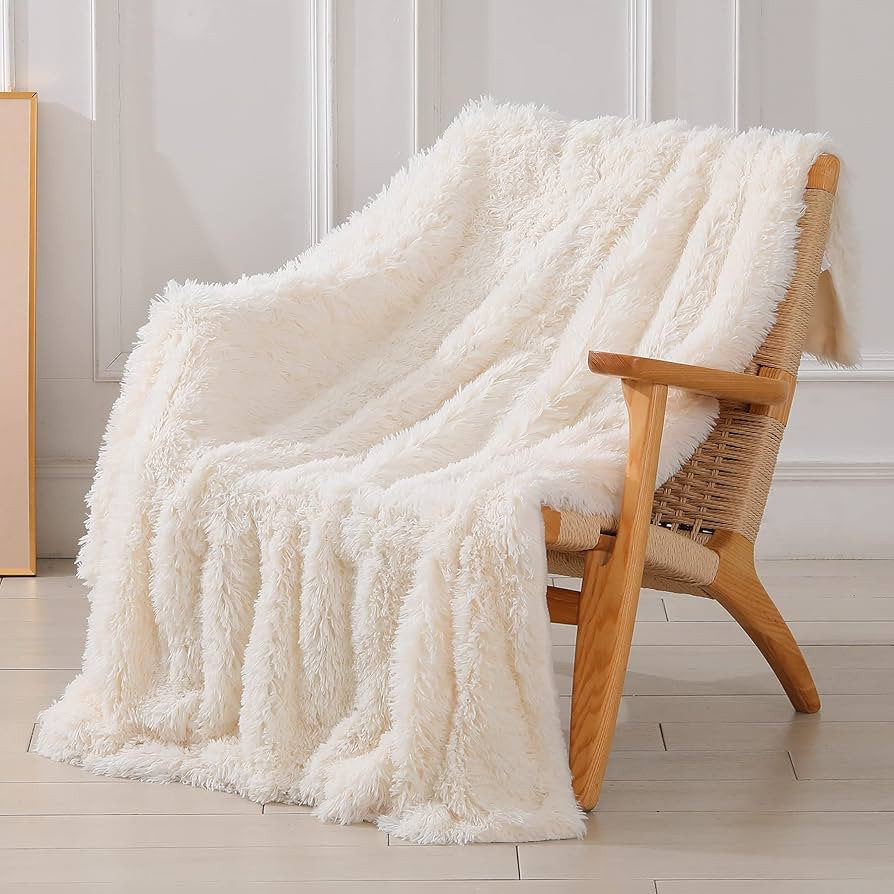 Tuddrom Decorative Extra Soft Fuzzy Faux Fur Throw Blanket 50" x 60",Solid Reversible Long Hair S... | Amazon (US)