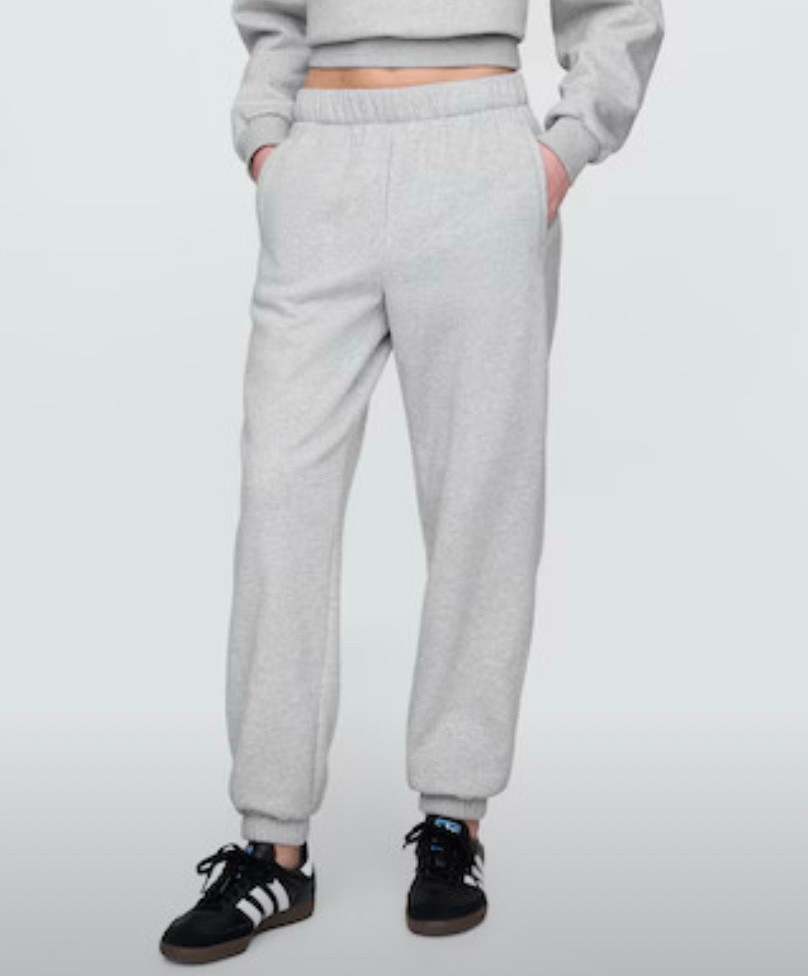 My most worn joggers! Such a great deal.

#LTKSeasonal #LTKActive #LTKOver40