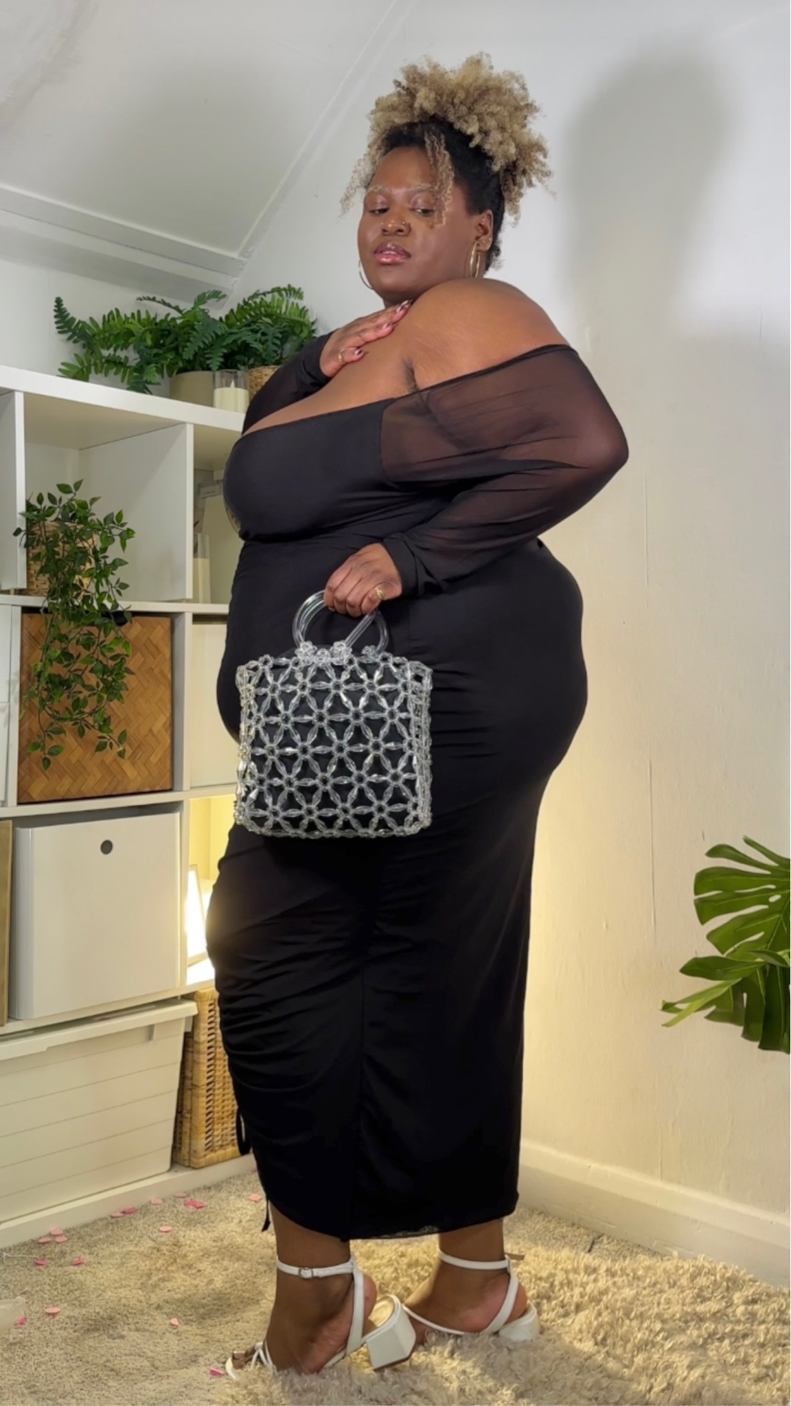 Plus size valentines outfit idea