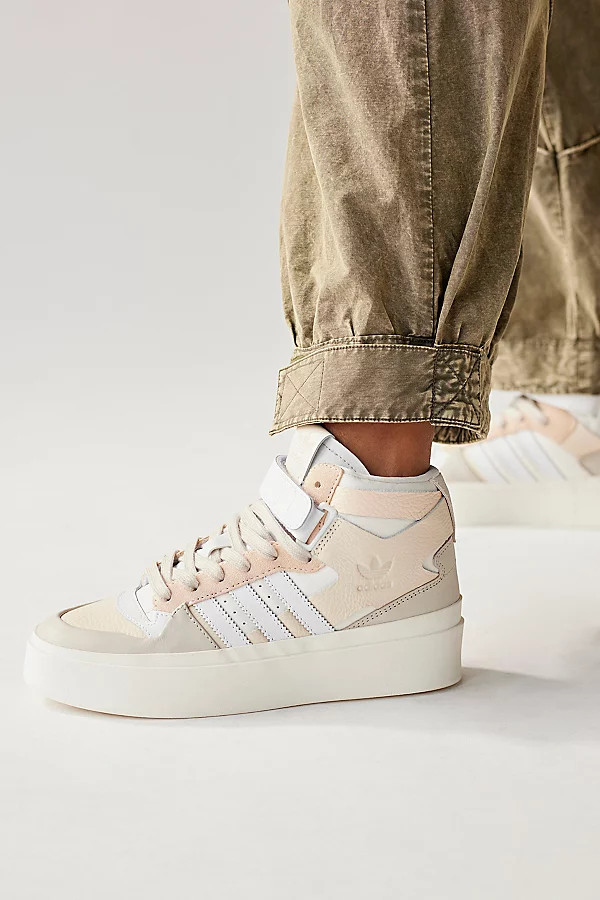 adidas Forum Bonega Mid Women’s Sneaker | Urban Outfitters (US and RoW)