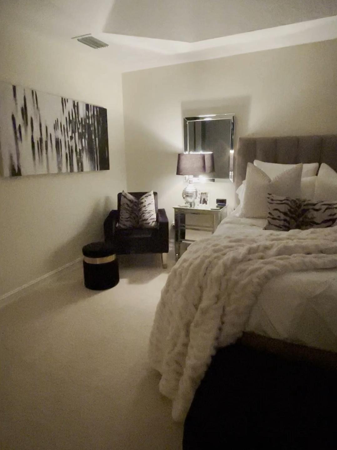 The key to a cozy bedroom is to add lots of throw pillows and a throw blanket!

#LTKHome #LTKU #LTKStyleTip