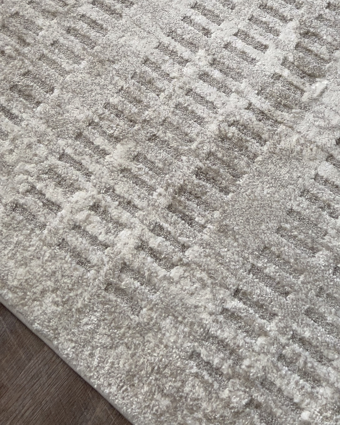 Beautiful neutral area rug

#LTKHome #LTKSaleAlert