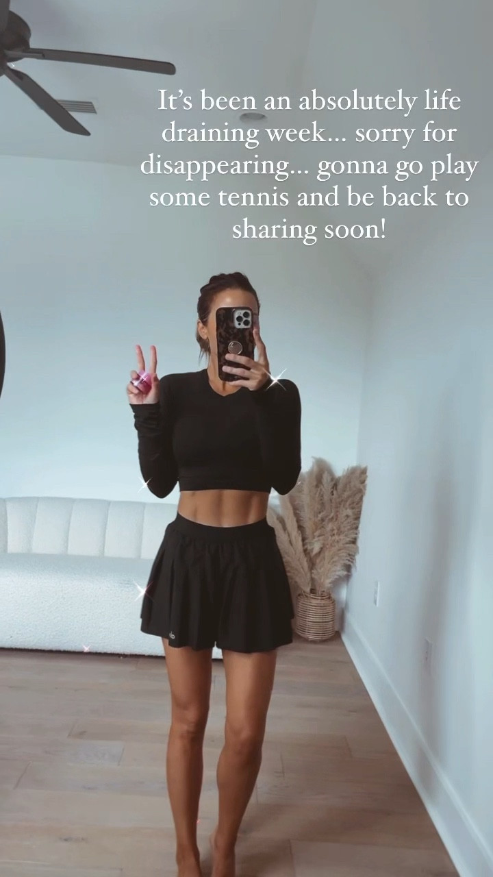 Lululemon workout style 
Size 2 top
Xxs alo yoga skirt


#LTKfitness #LTKHoliday #LTKGiftGuide