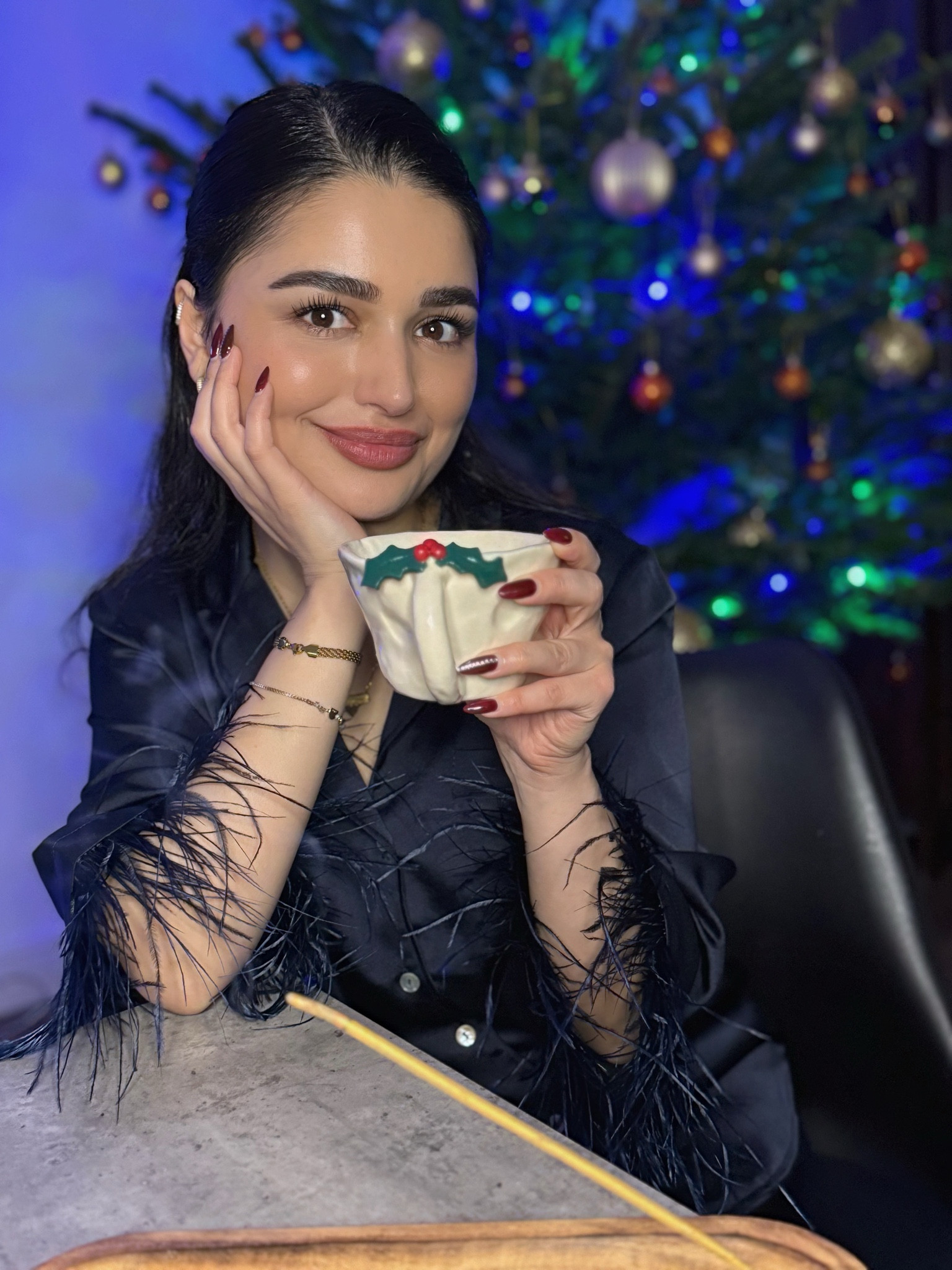 Every girl needs a silky feathered pair of pyjamas! 

Mint velvet | pyjamas | fancy pyjamas 

#LTKluxury #LTKuk #LTKgiftguide