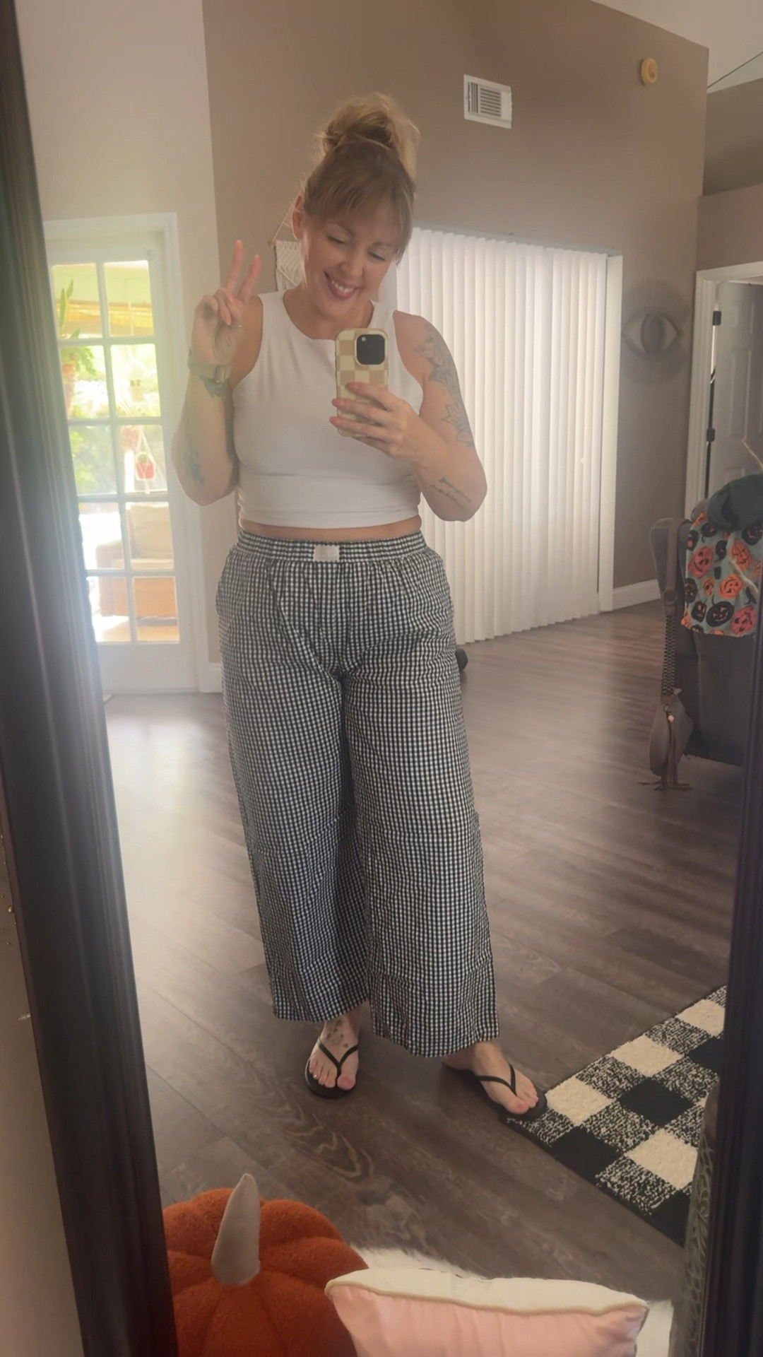 I have this top in every single color. It runs small, so I size up to an extra large. The pants run true to size. 🤍🖤 #amazonfinds #casualoutfits #fashionover40 #whattowear #easyoutfitideas

#LTKStyleTip