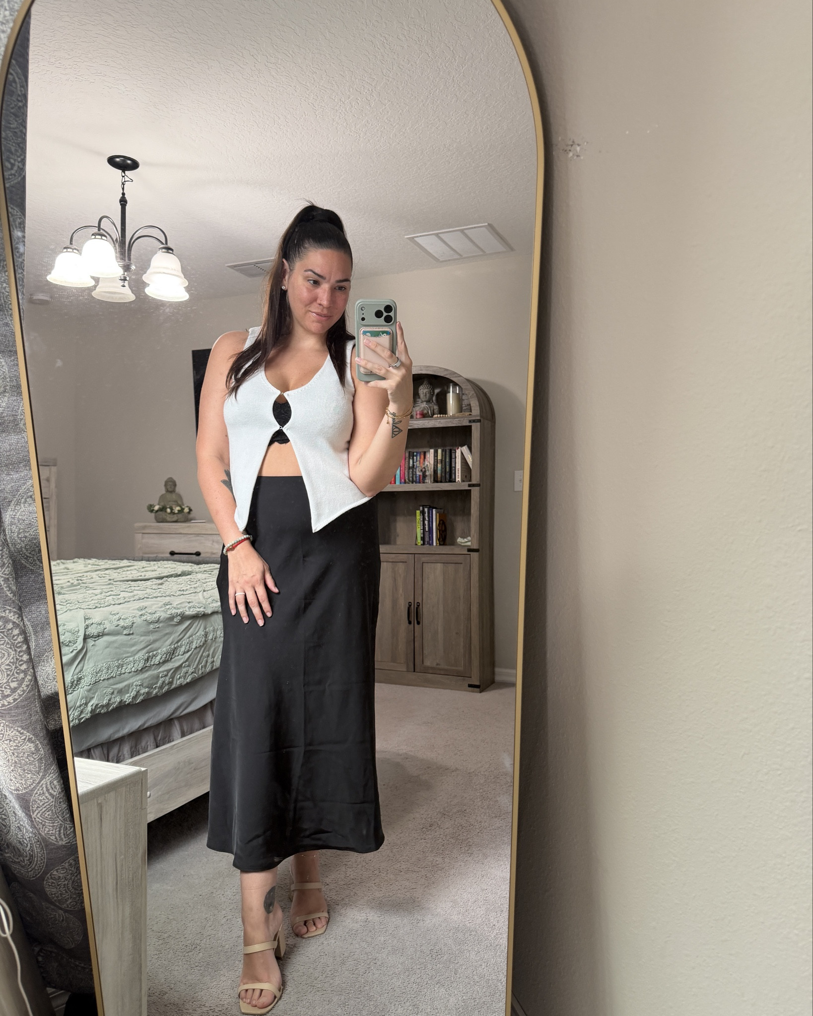 Simple pieces, styled different✨ #LTKDateNight #LTKStyleTips

#LTKSeasonal #LTKmomlife #LTKootd