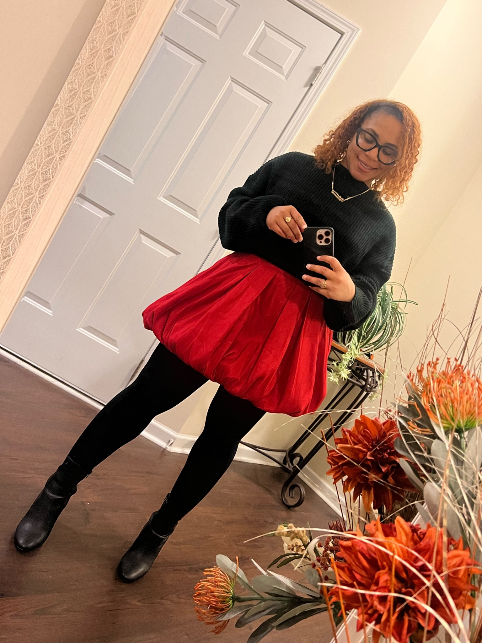 You can’t go wrong with a bubble skirt that has pockets! Skirt also has elastic waistband in the back. Fits true to size, but I sized down for a tighter fit on my waist. I’m wearing a small. 

#LTKFindsUnder50 #LTKHoliday #LTKStyleTip