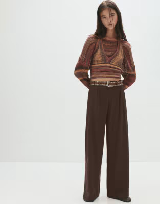 Pull&Bear Wide-leg darted pants in brown | ASOS (Global)