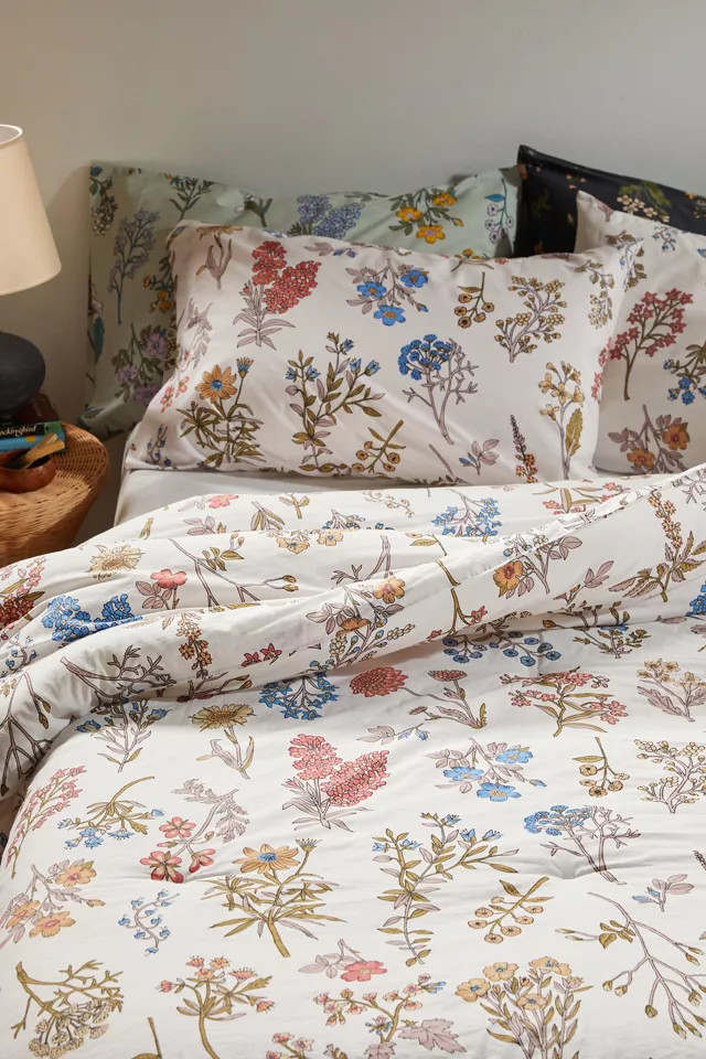 Myla Floral Comforter Set | Urban Outfitters (US and RoW)