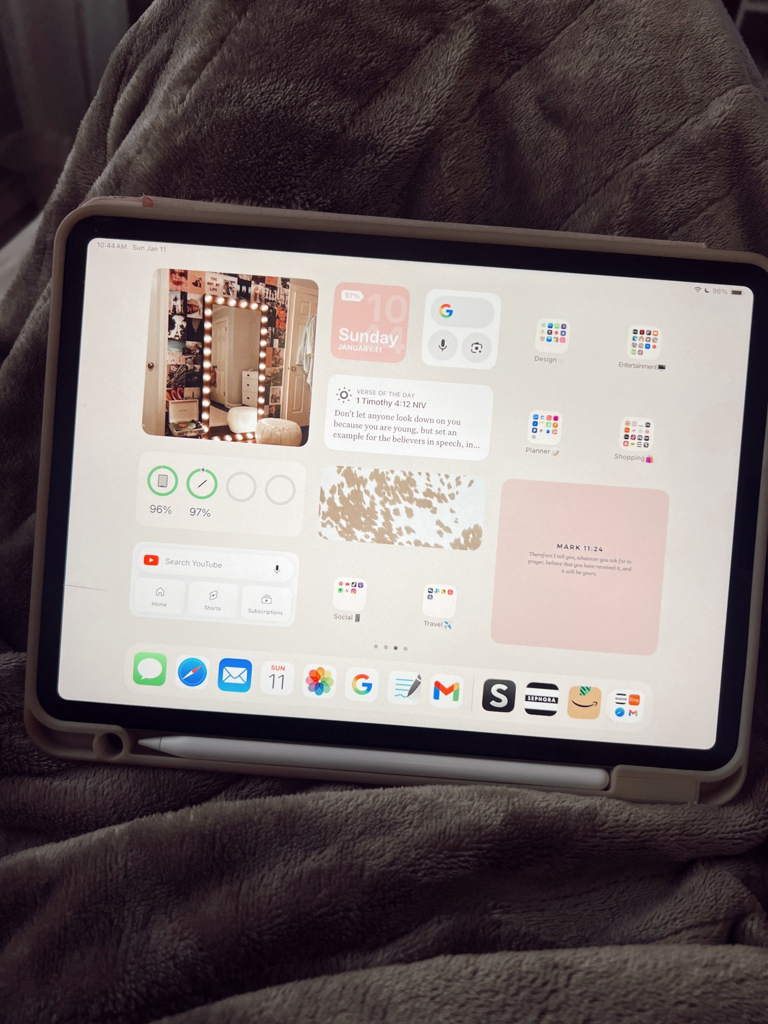 Girly iPad aesthetic🩷🎀

#LTKdayinmylife #LTKHome #LTKTravel