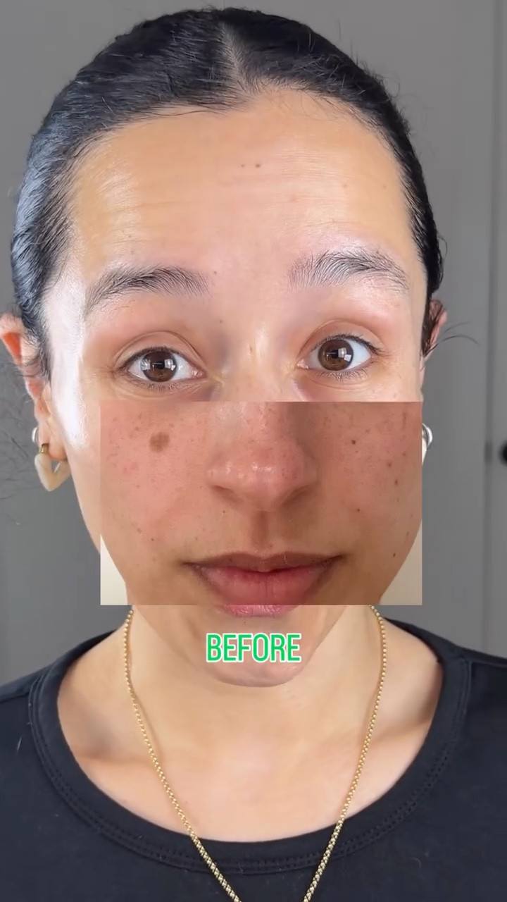 Lightweight, fast-absorbing and giving me a more even-looking glow ✨Comment "LINK" and I'll send it to you! 

@easydew_usa 

#easydew #egf #darkspots #kbeauty #skincare