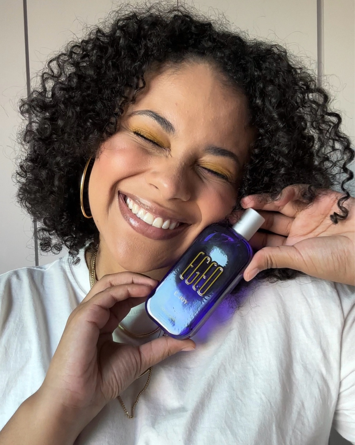 Vocês já conhecem a nova fragrância de Egeo? O Egeo E.Joy te convida a se jogar na vibração da felicidade com o ativo Joy Effect, com taurina e ginseng, combinadas com notas frutais e amadeiradas inspiradas em um boost de dopamina! 💜💛

#LTKbrasil #LTKbeauty