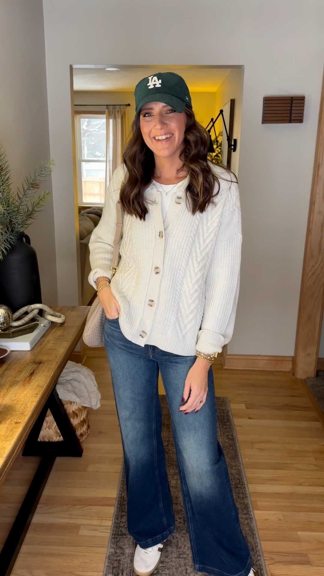 Loving this casual outfit 

Cardigan - small
Jeans - size 26 long 