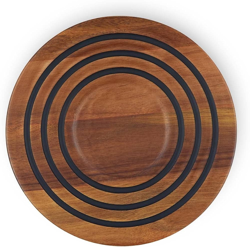 Le Creuset Magnetic Wooden Trivet, Acacia Wood with Black Silicone Rings | Amazon (US)