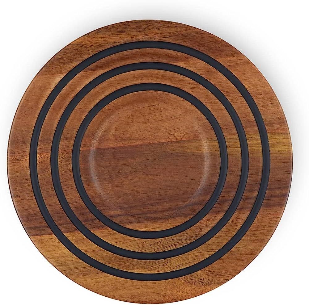 Le Creuset Magnetic Wooden Trivet, Acacia Wood with Black Silicone Rings | Amazon (US)