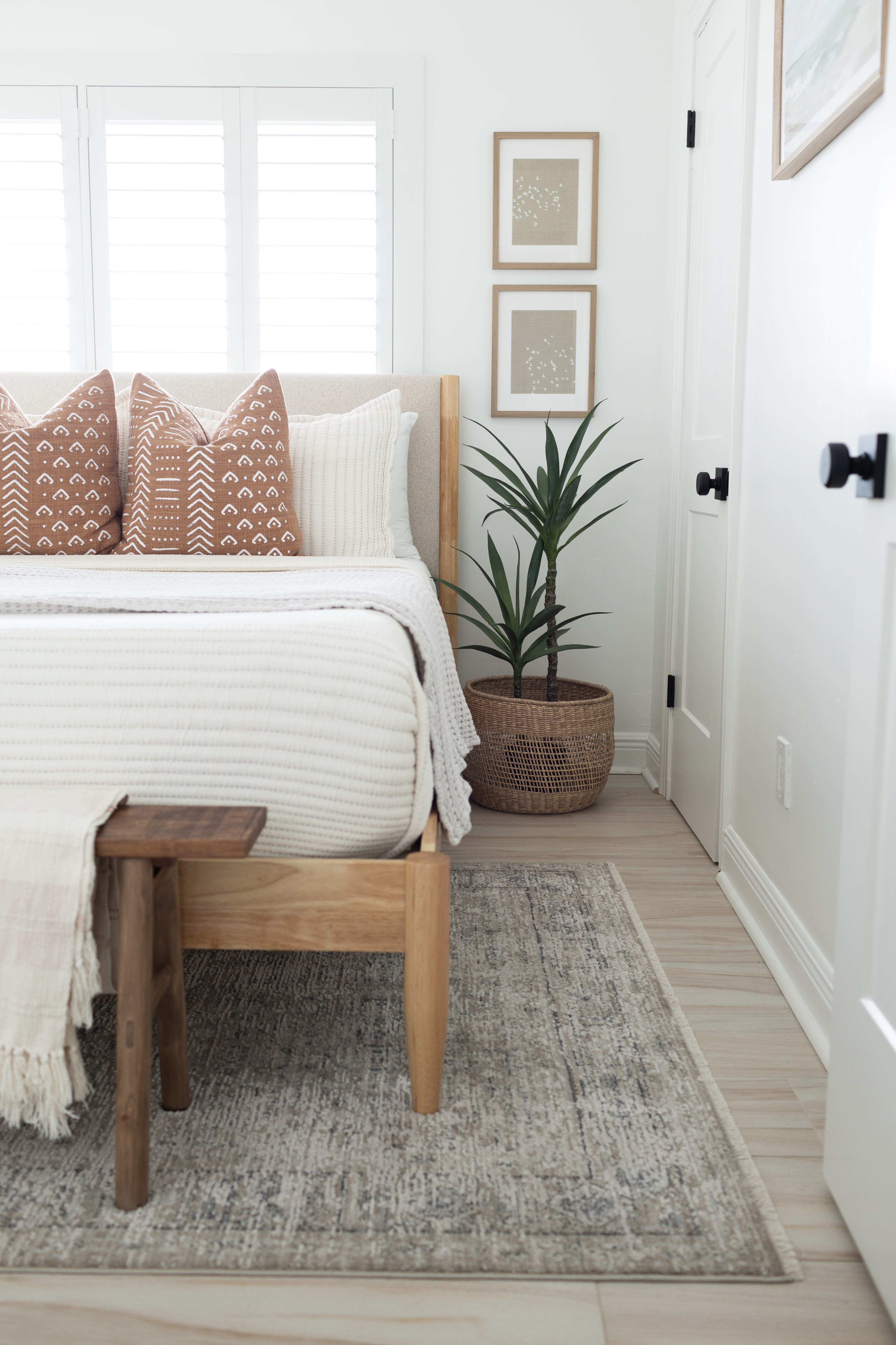 #ad Our guest bedroom Spring reset with @wayfair LOOKS SO GOOD! Went from “it works” to a space I want to slow down in…Copy this look! I love our new bed frame it fits perfectly!

#Wayfair #WayfairPartner  

 #LTKOver40 #LTKHome #LTKSaleAlert