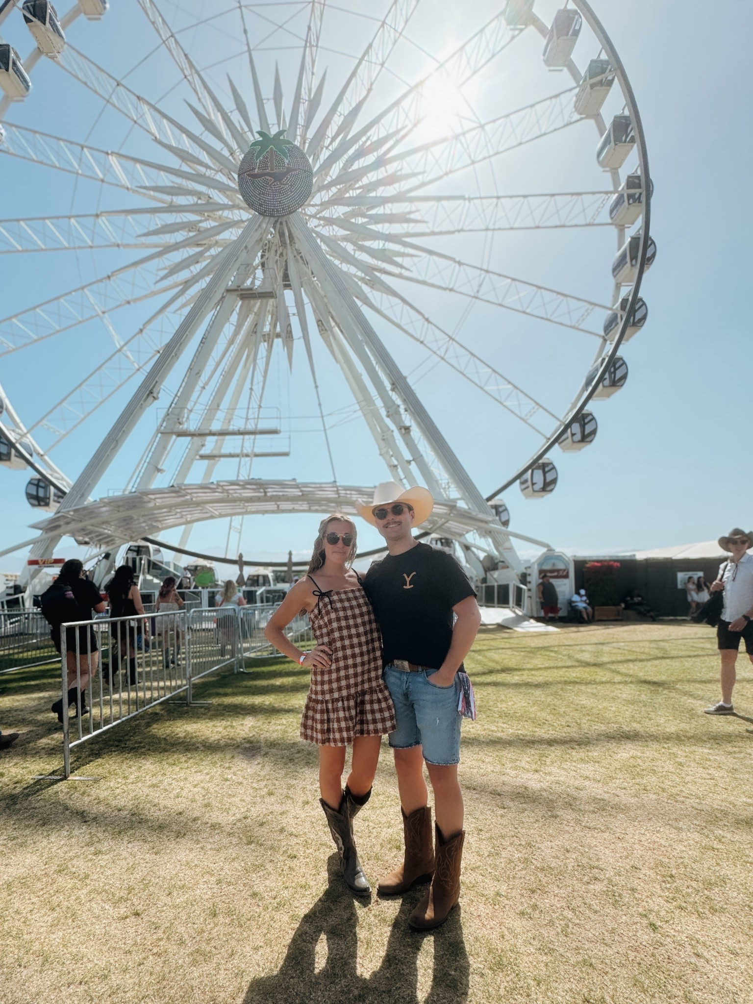 We love a checkered moment for a country concert👢

#LTKTravel #LTKFestival #LTKFamily