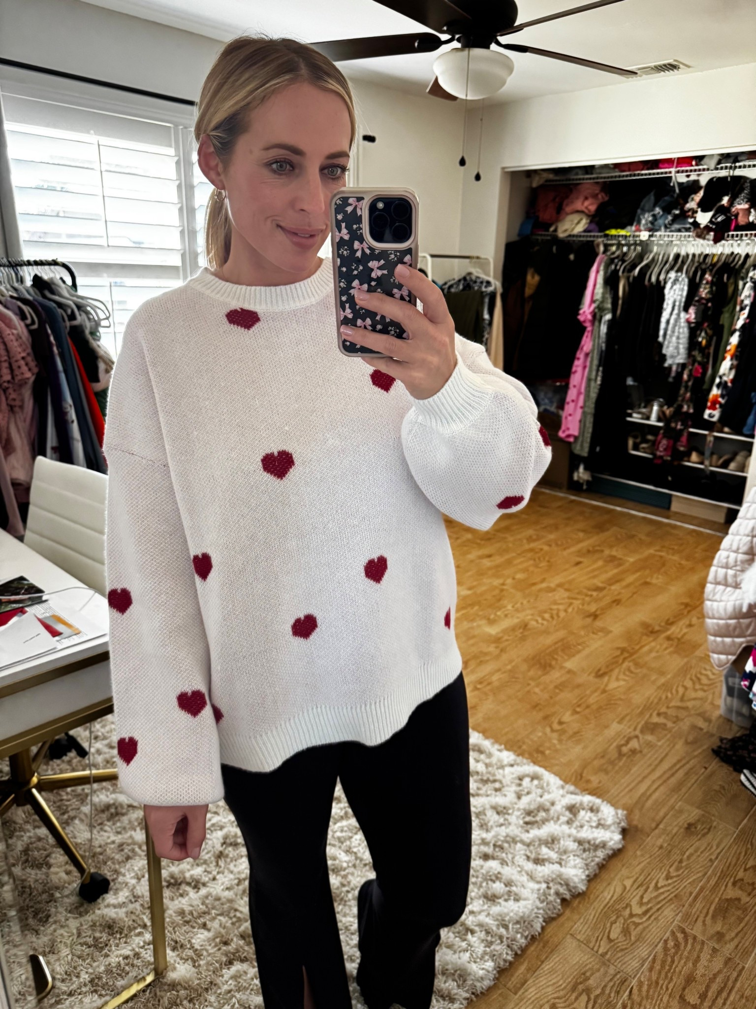 Valentine’s Day sweater 

#LTKSeasonal #LTKValentine #LTKMidsize