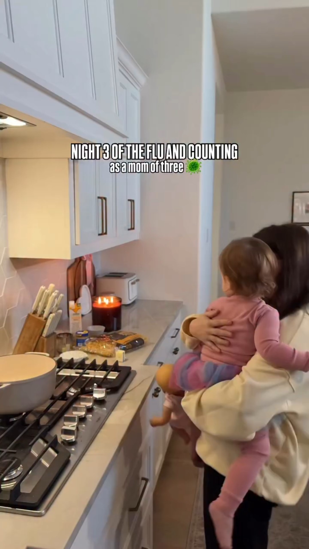 Flu a hit our house and we are simply surviving at this point 😭 soooo many popsicles, cuddles, boogie baths, meds on a timer, and very little sleep. If you’ve had the flu this year you know it’s ROUGH, and there’s nothing worse than seeing your babies sick. If you have any tips please let me know!!! 

If your sick too and need a good one pot creamy chicken noodle soup recipe or any of the sick day things we’re using comment “sick day” and I’ll send your way