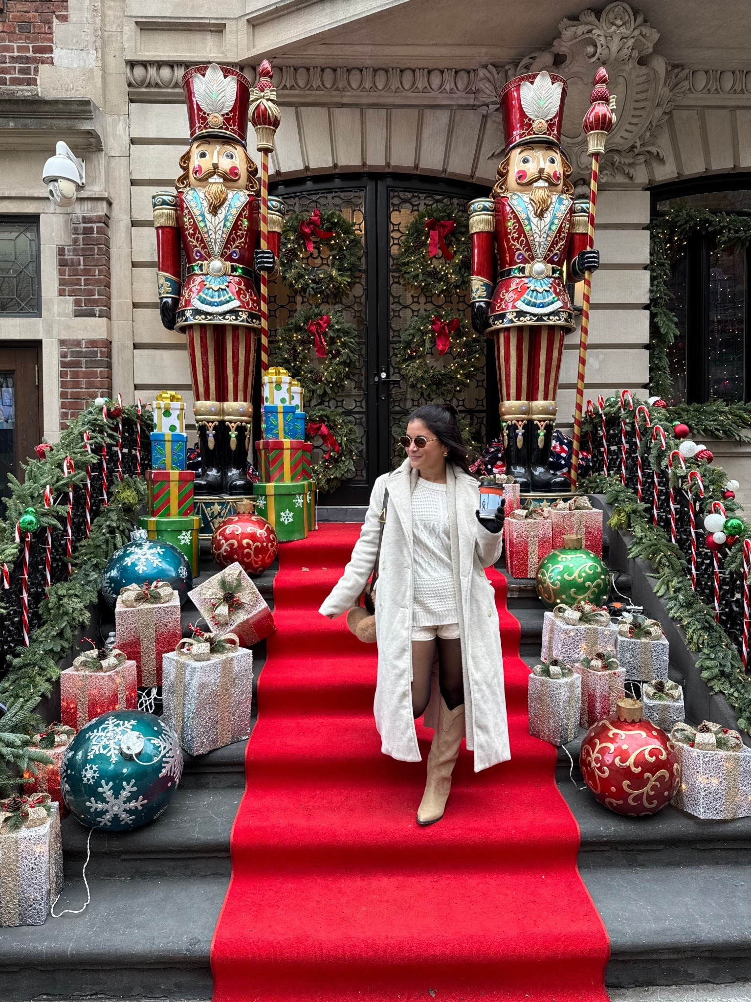 holiday outfit idea - my shorts are currently on sale! 

#LTKSaleAlert #LTKHoliday #LTKootd