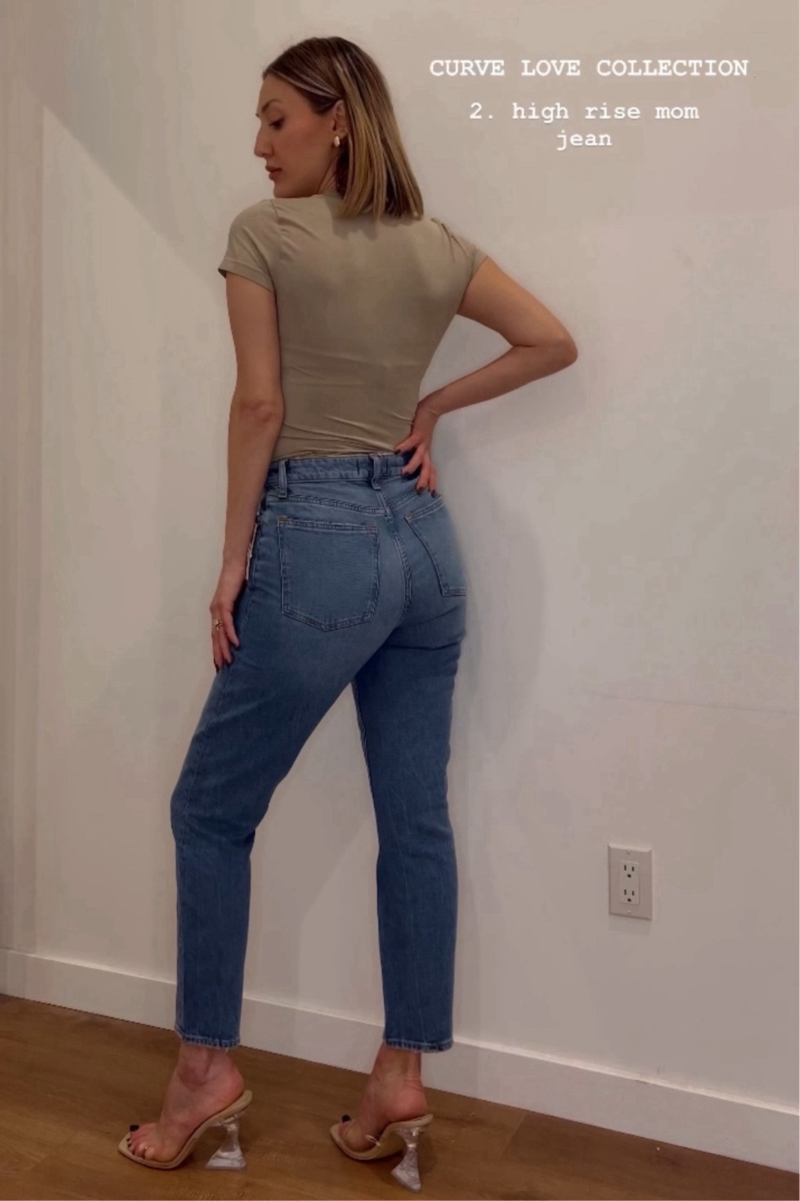 Abercrombie denim sale! I did a full try on of their curve love collection which gives you an extra 2” through the hip and thigh - more comfy and doesn’t flatten my curves. I’ve linked the regular version too, in case you don’t want the curve love version  

Wearing size 26/2 REGULAR in all, runs TTS 
Colors:  MEDIUM 

Abercrombie jeans 
Abercrombie sale 
Curve love jeans
Denim
Comfortable jeans 
High waisted jeans 
Jeans sale 
Light wash jeans 

#LTKSpringSale #LTKfindsunder100 #LTKsalealert