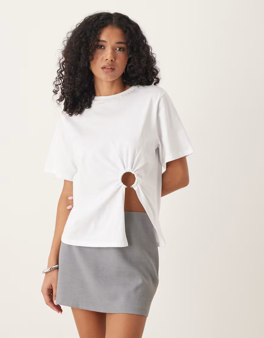 ASOS DESIGN oversized tee with ring detail in white | ASOS (Global)