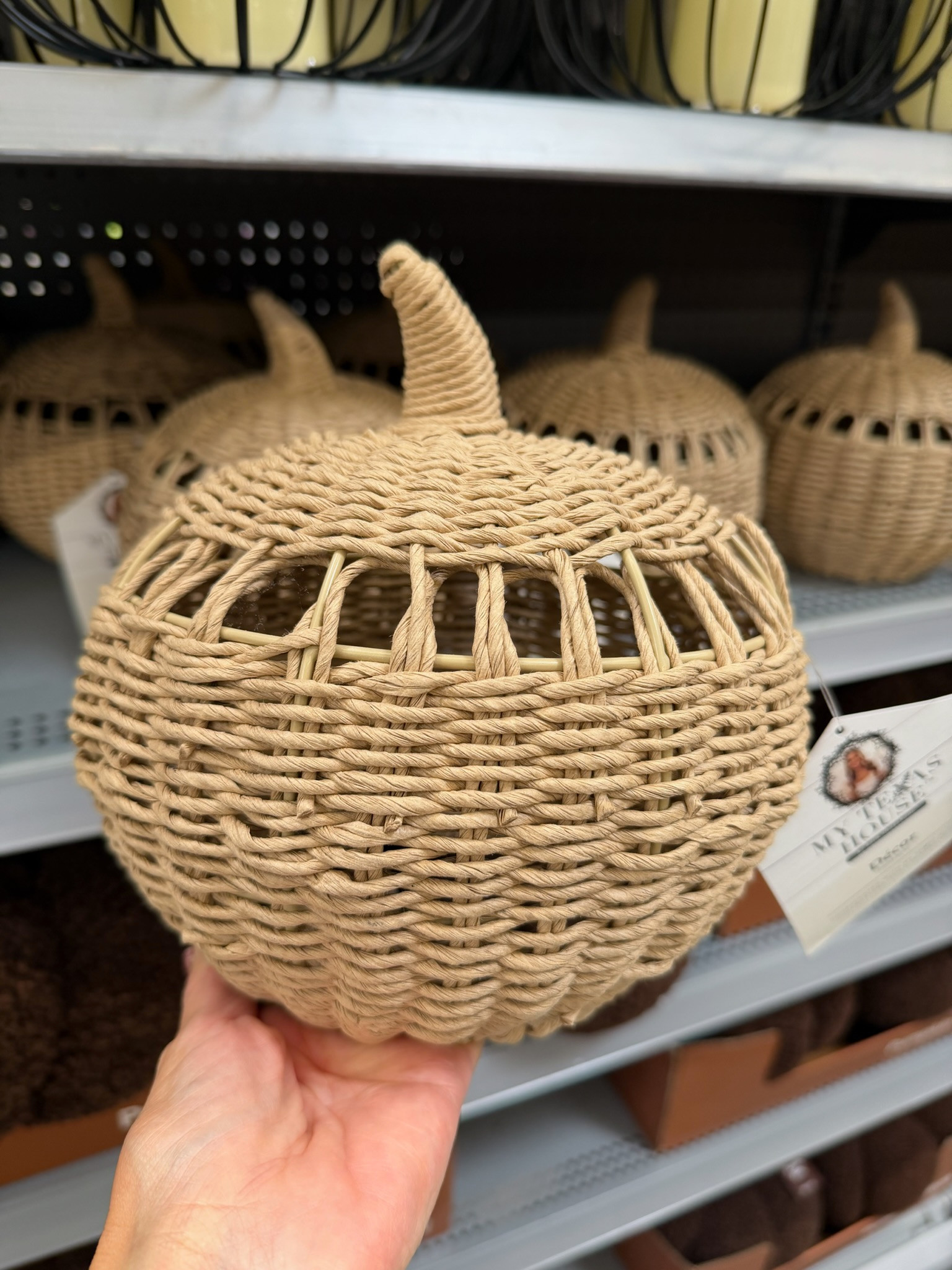 This woven pumpkin is such a cute way to add a little texture for fall 🤎






woven pumpkin, fall decor, pumpkin decor, neutral fall decor, fall home finds, seasonal decor, autumn decor, affordable fall decor, carla.bushey 

 #LTKSeasonal #LTKHome