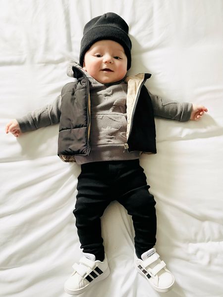 Baby boy style, baby vest, black vest, white sneakers 

I am almost certain I accidentally bought girls skinny jeans, so that’s why it’s “girls” linked below, buuut they work 🤷‍♀️

5 months 👶

#LTKkids #LTKbump #LTKbaby