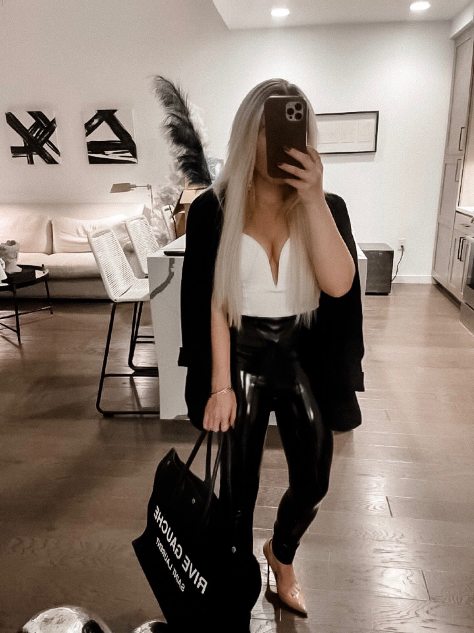 Patent leather leggings have now entered the chat. 🖤 I'm so
