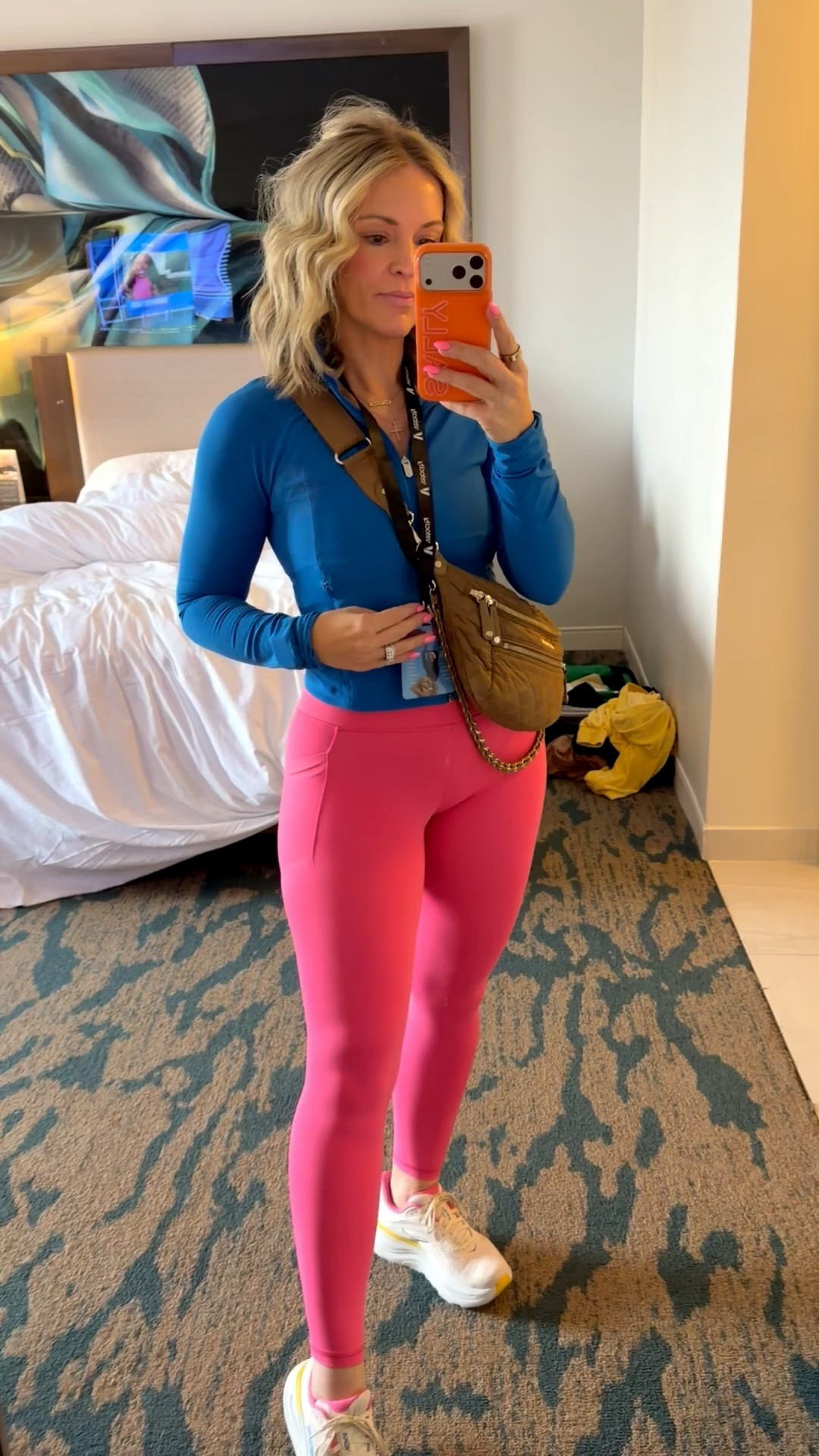 Medium jacket
Medium bra
Small leggings 

Love these colors together!!! #hocspring 

#LTKdayinmylife #LTKfitnessgoals #LTKFestival