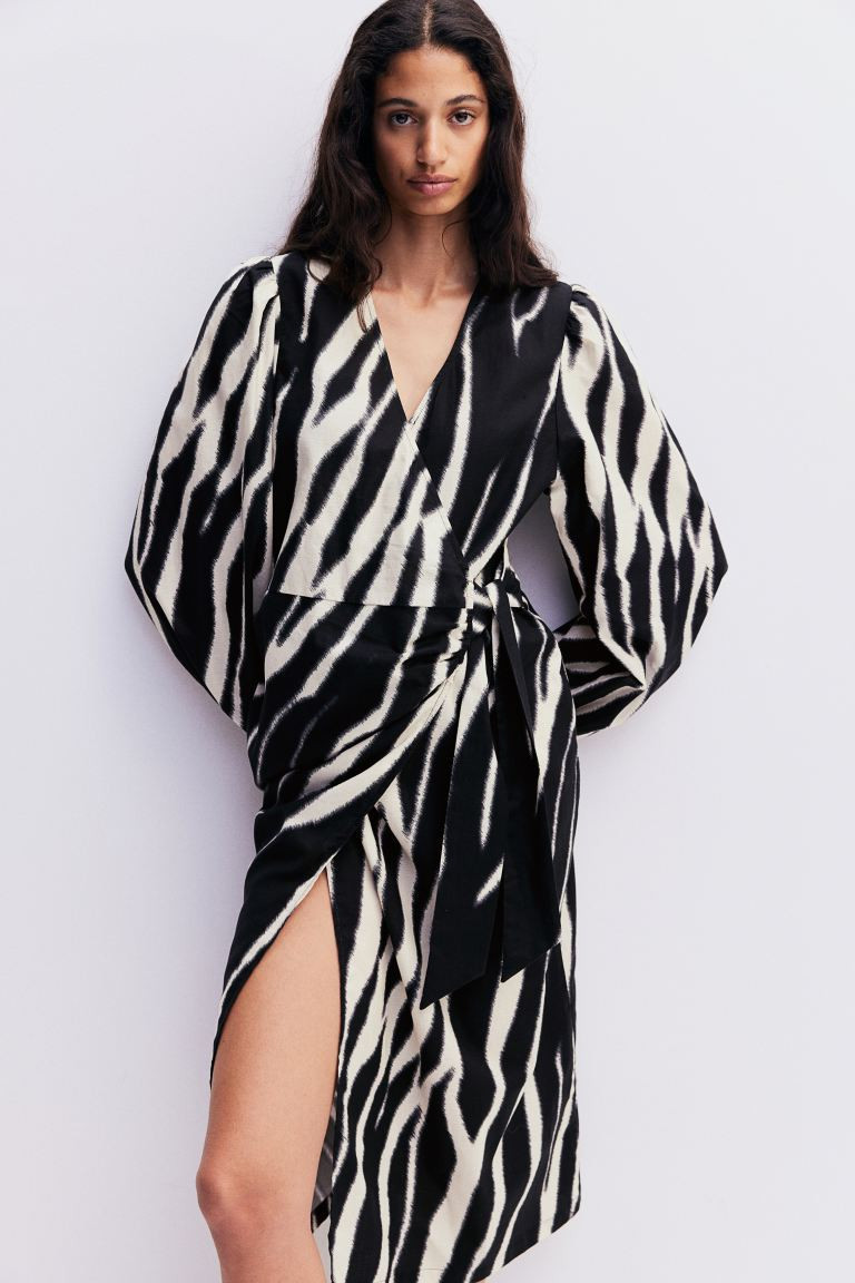 Cotton Wrap Dress - V-neck - Long sleeve - Black/zebra print - Ladies | H&M US | H&M (US + CA)