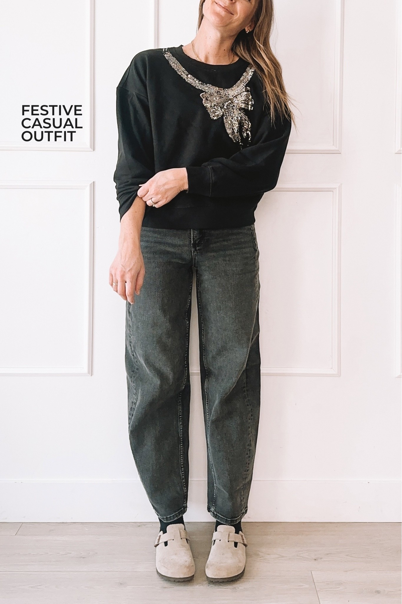 
Festive casual outfit for the holidays 🎄
Sequin bow sweatshirt, relaxed jeans, and cozy clogs — cute, comfy, and still feels dressed up. Everything linked here!

#LTKootd #LTKHoliday #LTKgrwm
