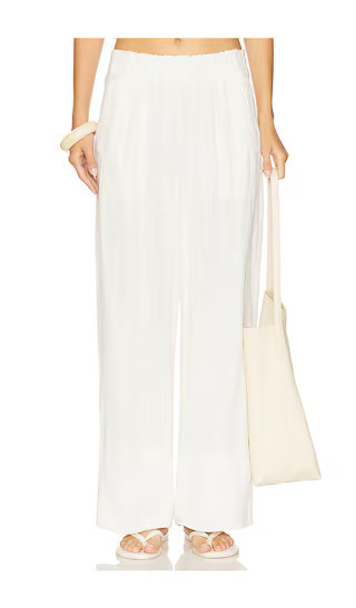 Free People Days End Linen Pull On Pant in Ivory. Size M. Also in L, S. | Revolve Clothing (Global)
