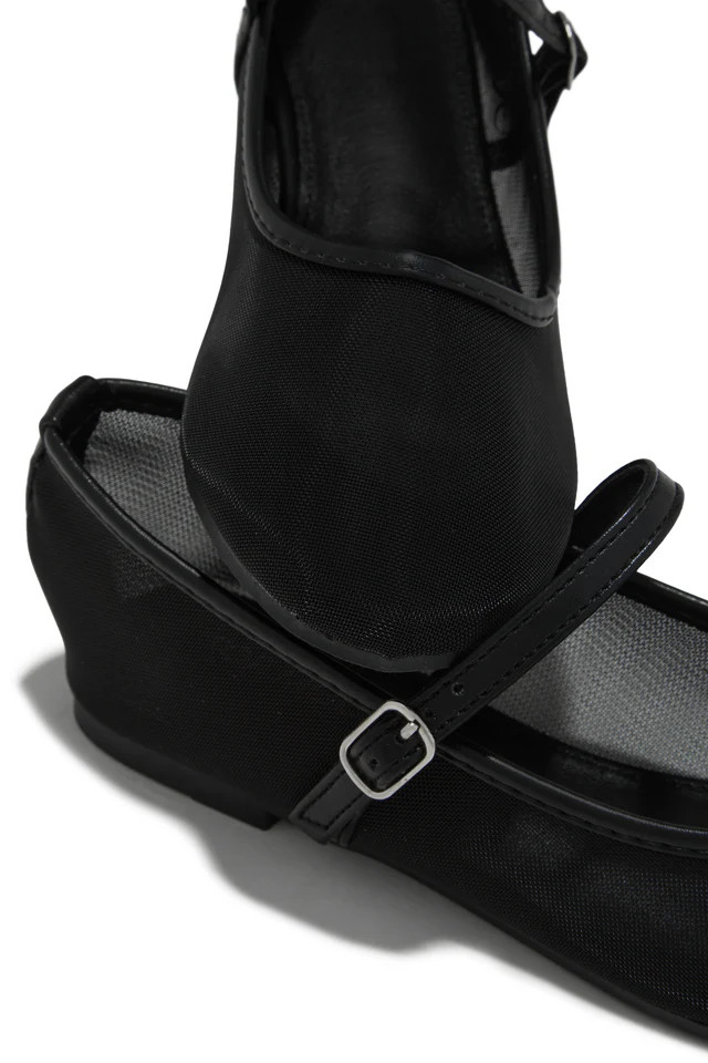 Miss Lola | Amila Black Mesh Flats | MISS LOLA