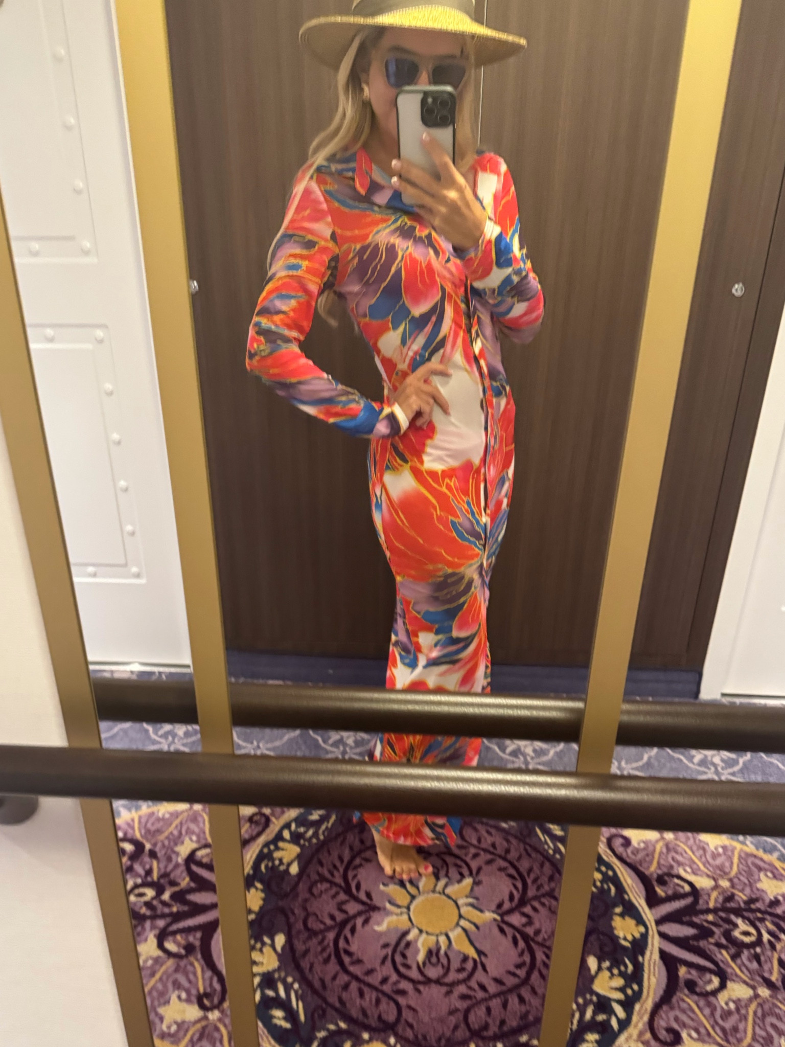 Out by the pool🌊

Pool outfit, vacation outfit, resort wear, swimsuit, swimsuit coverup, sunglasses, hat, Amazon fashion, affordable
Fashion

#LTKswim #LTKfindsunder50 #LTKstyletip