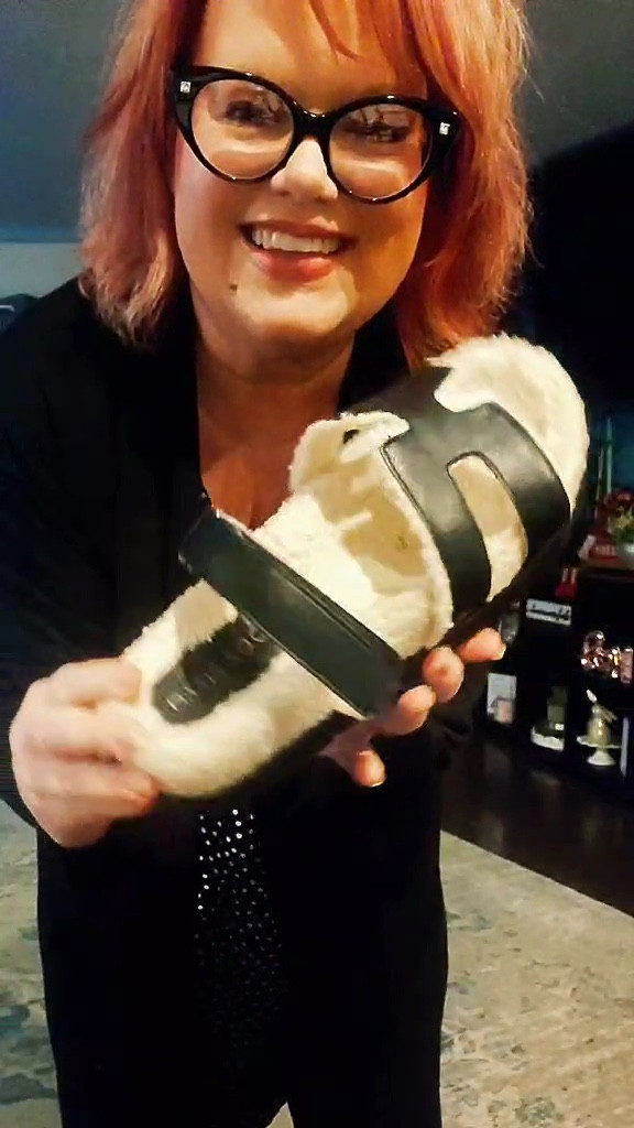 My wimpy hashimotos eyelashes needed some love with a lash lift and tint (just to get me on equal footing with where everyone else starts 🤣). Anyone else?
☔️Braved the stormy coastal weather after depuffing with some eye masks, visited with my esthetician’s cute doggie assistant 🥰, then back home for a healthy dinner - I love these new dinner plates! 
💖Comfy AND cozy in a hybrid winter/spring outfit of long duster sweater, rolled cuffed jeans (to keep the hems dry), cheerful polka dots (my new fave top that comes in so many colors and prints, it’s soft, and does. Not. Wrinkle.), and Sherpa lined sandals to keep my feet warm but not TOO warm. iykyk
👇🏼Click through below, the sweater is almost sold out, and the other pieces are on special!

I’m 5’9” tall, usually wear a 2x on top, 18-xl on bottom, and size 10 shoe. The sweater and top are both 2X, jeans are XL, shoes are Velcro strap and size 20. All fits TTS. 

#ltktall #ltkpetite #ltkmidsize #ltkplussize #ltkover40 #ltku #ltksaleslert #ltkhome #ltktravel #ltkworkwear @VICI @tjmaxx @ae @Aerie @Target @Lane Bryant @Maurices @Sephora @ulta Amazon Walmart plus size mom work outfit beauty day skincare winter outfit Time and True dishes

#LTKselfcare #LTKBeauty #LTKdayinmylife