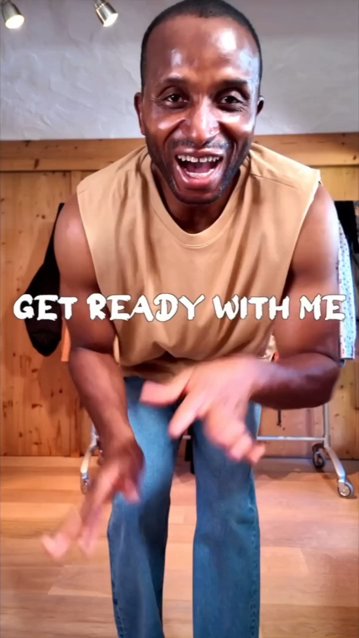 Today’s look is about layering and mixing some earthy tones with a pop of colour. I wore a simple, comfortable brown t-shirt from Uniqlo as my base layer. For additional depth and warmth, I added an army green shirt from Uniqlo. The combination of these two earthy colours creates a cool and laid-back vibe. I chose blue space jeans from Weekday. The contrast between them and the top layers gives the outfit some edge.  I decided on brown Birkenstocks because they are casual and comfortable. To add some colour, I carried a yellow bag from Rains. It is bold and bright, perfectly balancing the muted tone of the rest of the outfit. I picked a mix of Flower by Kenzo and Bibliothèque by Byredo for the fragrance. The combination creates a fresh, floral scent with a touch of sophistication. I adore how this outfit came out—it’s casual, chic, and a bit playful. Please let me know what you think!#OOTD #LayeredLook #CasualStyle #UniqloFashion #WeekdayStyle #BirkenstockComfort #RainsToteBag #KenzoFlower #ByredoBibliothèque #FashionInspo #DailyOutfit #EffortlessStyle #EarthyTones #PopOfColor #StyleJourney #FashionBlogger #ChicAndCasual #TrendyOutfit #ComfortAndStyle #UrbanFashion

#LTKstyletip #LTKbag #LTKeurope