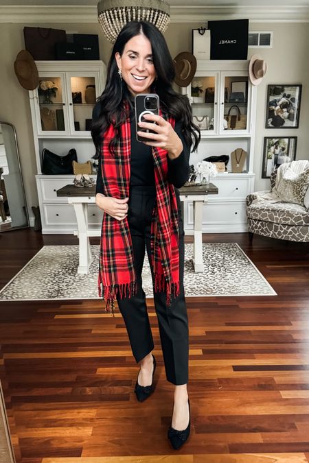 Christmas outfit
Holiday party
Plaid scarf 

#LTKHoliday #LTKparties #LTKSeasonal