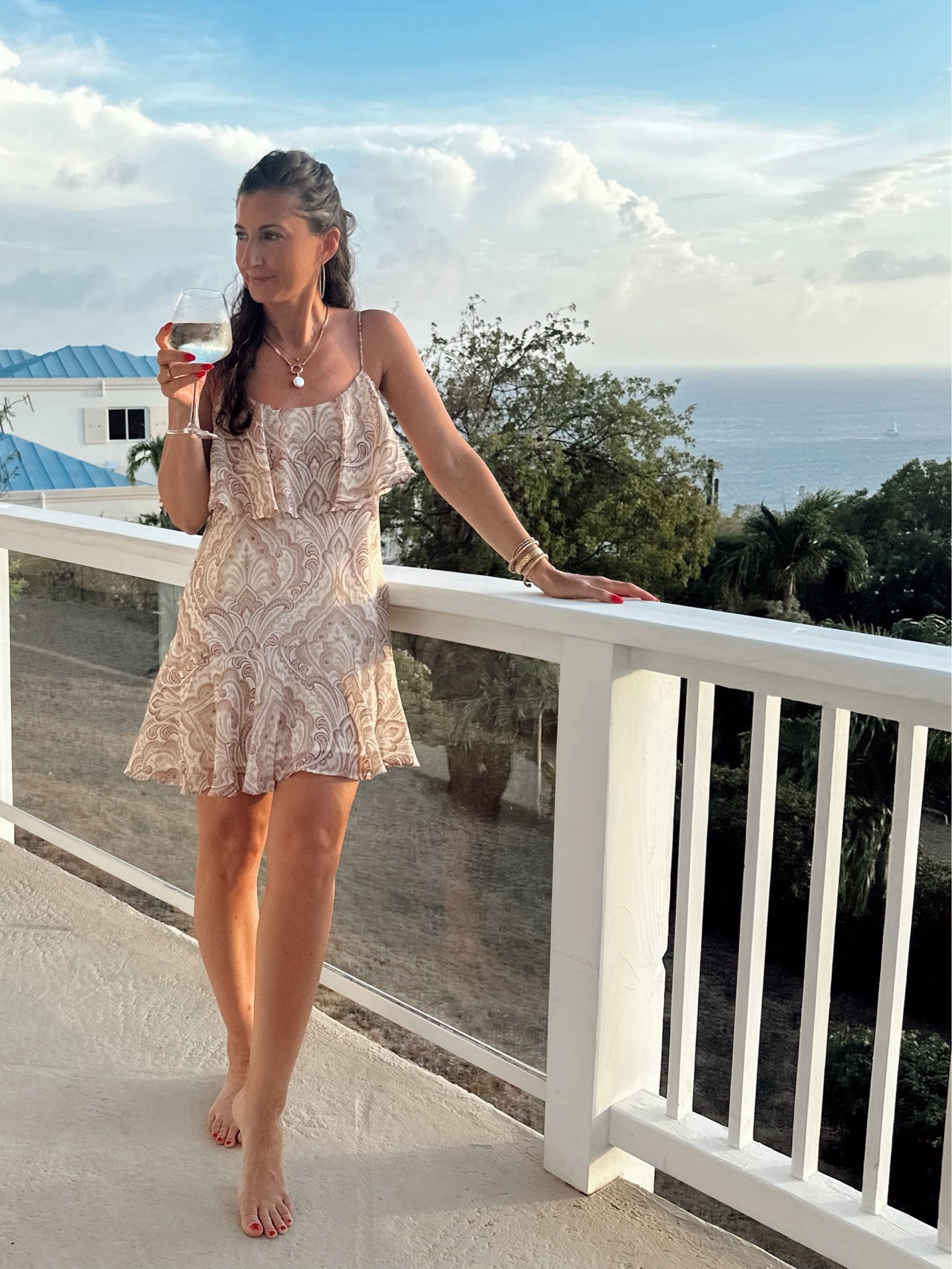 This sundress with adjustable straps was easily one of my favorite dresses this trip and under $100! Also, Loft has great necklaces right now so linking my favorites.

#LTKootd #LTKOver40