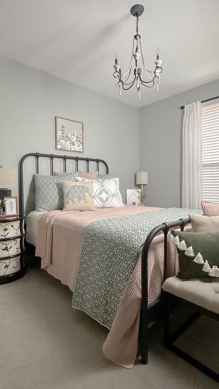 Multiple ways to use bedding to decorate for Spring  

Spring bedroom / Spring bedding / boho bedding / farmhouse bedding / Spring décor 

#LTKhome #LTKSeasonal #LTKstyletip